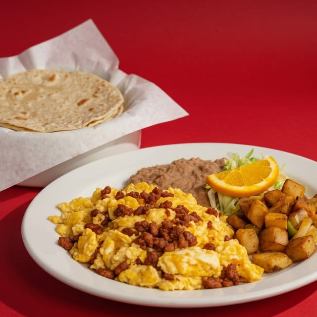 Huevos con Chorizo.